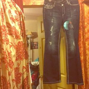 Ariiya plus size curvy jeans